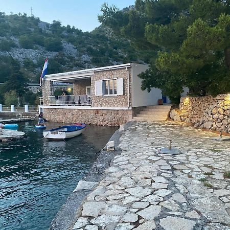 Kuca Za Odmor Jelena Starigrad Paklenica Exterior foto