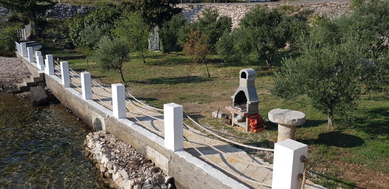 Kuca Za Odmor Jelena Starigrad Paklenica Exterior foto