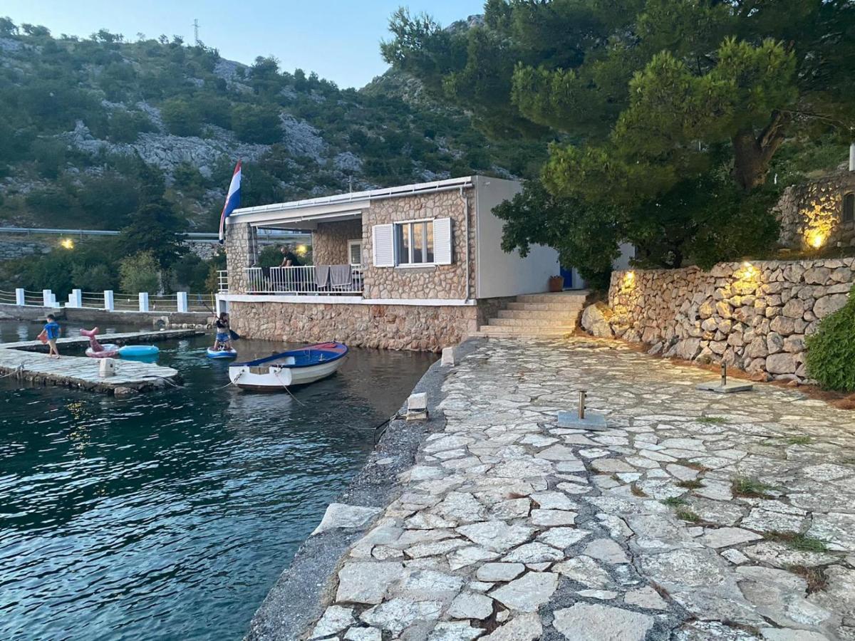 Kuca Za Odmor Jelena Starigrad Paklenica Exterior foto