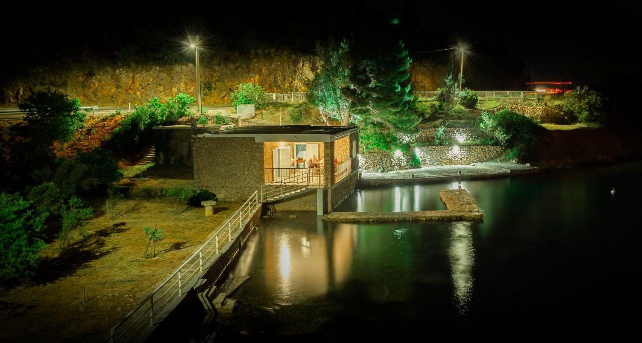 Kuca Za Odmor Jelena Starigrad Paklenica Exterior foto